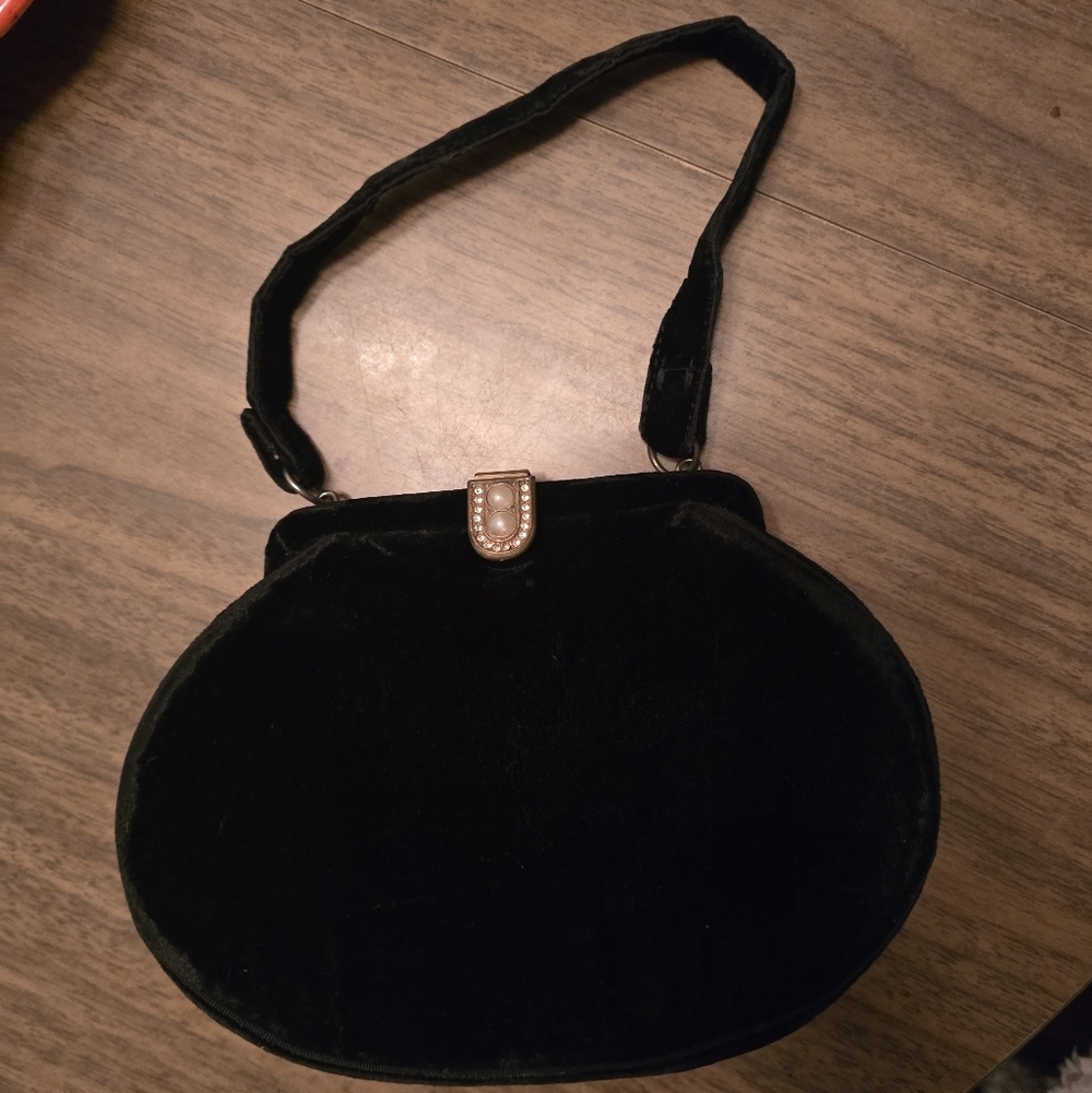 GDK Elegant Vintage Black Velvet Handbag